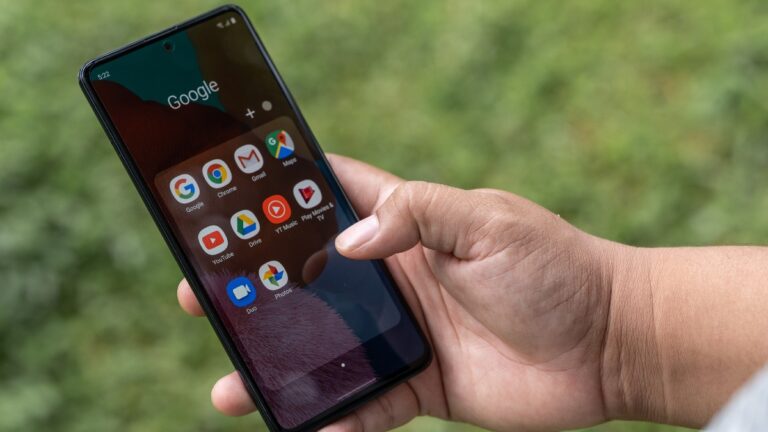 Finding Hidden Features In Popular Mobile Applications