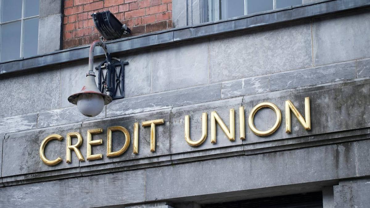 Are Credit Unions Better than Banks? Learn about the Benefits and YOU ... Are Credit Unions Better than Banks? Learn about the Benefits and YOU ...