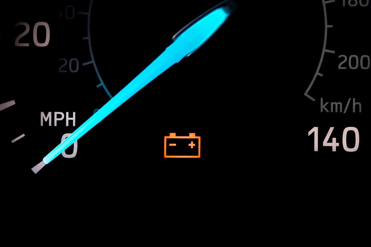 Here's what your car warning lights are telling you - The Manual