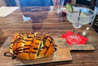 Finding the best local restaurants while traveling